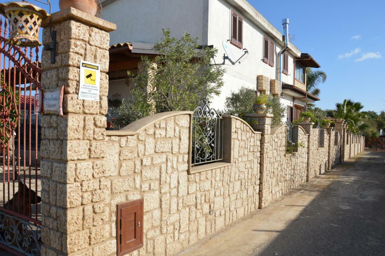 B&B Falconara Licata Buitenkant foto